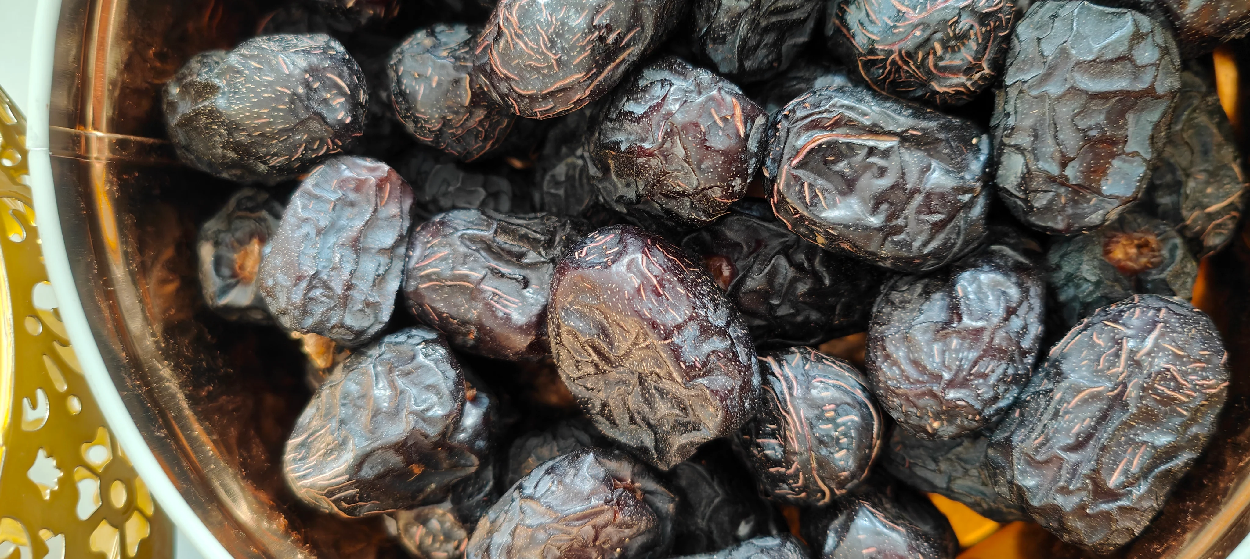 Ajwa Dates Small Gift Pack 250 grams *Fresh Harvest* Premium Grade - Image 4