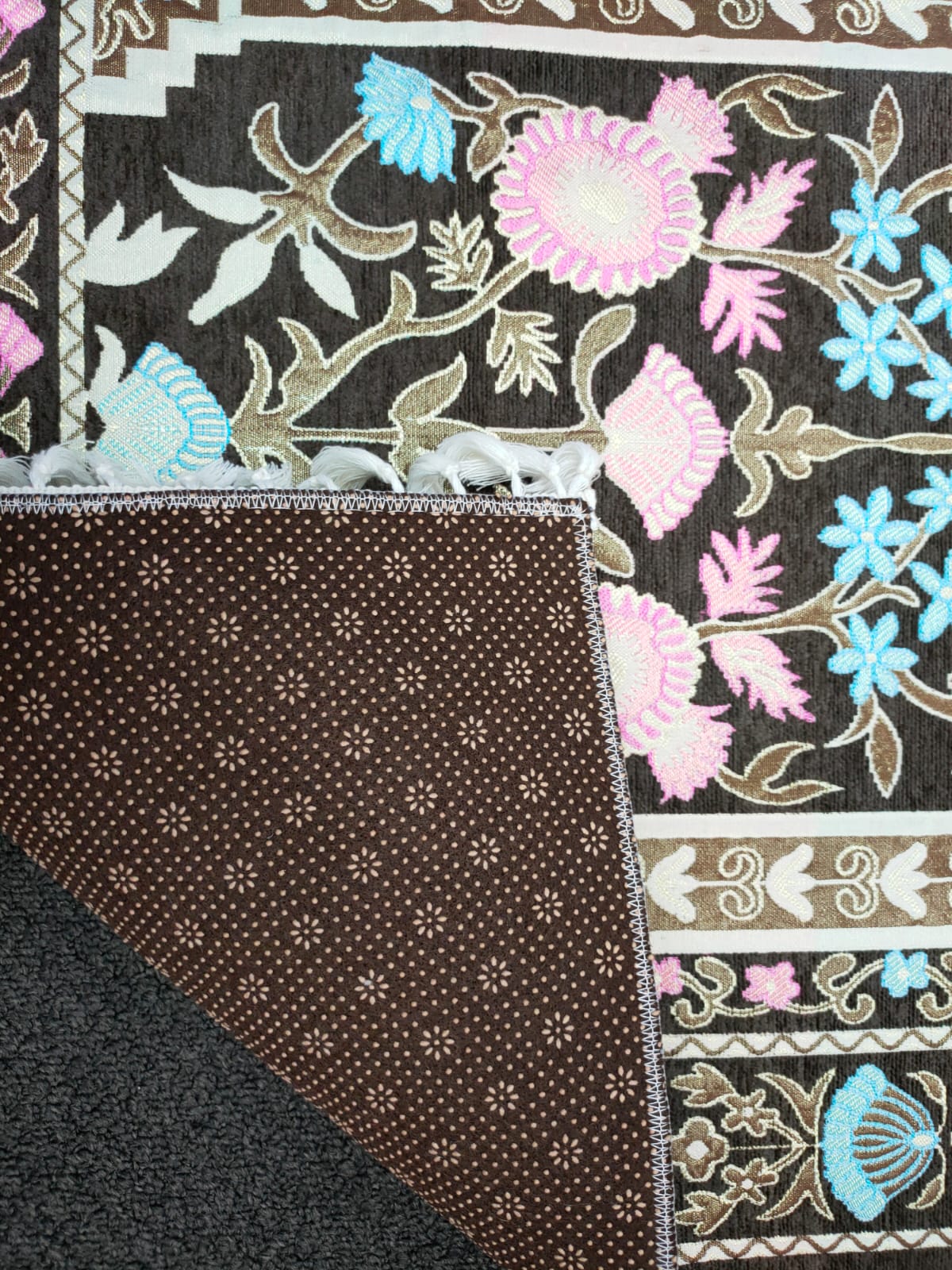 Anti-Slip Prayer Mat in Dark Grey - Image 3