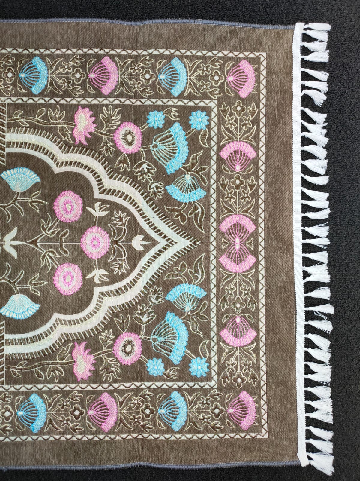 Anti-Slip Prayer Mat in Light Grey - Image 3