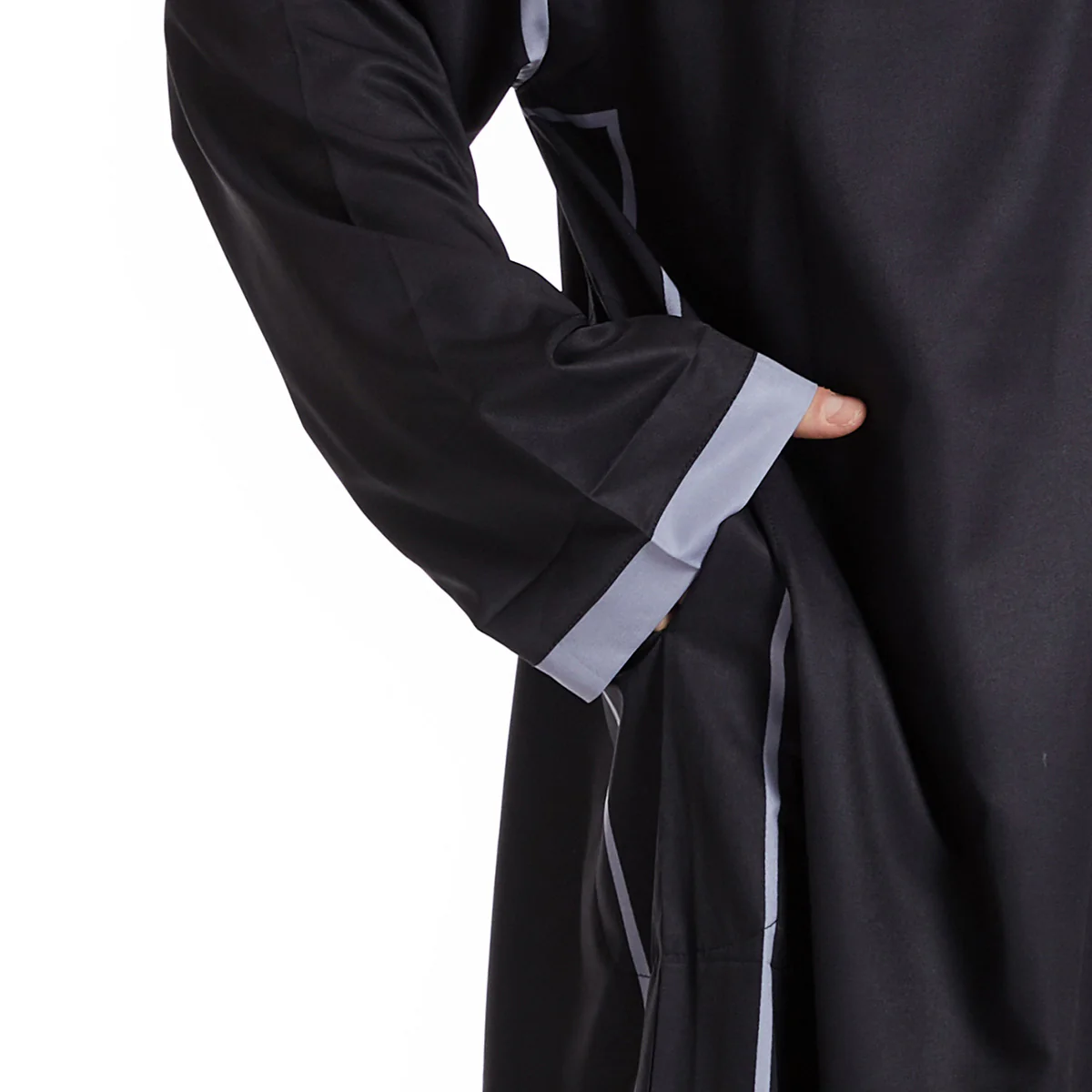 Elegant Mens Thobe With Hoodie In Black - Image 3