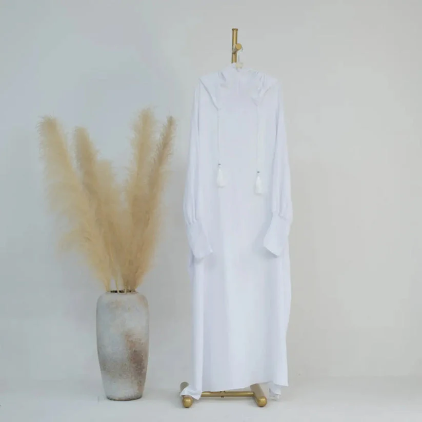 Hooded Jilbab Abaya - White (Crepe) clearance online only - Image 6