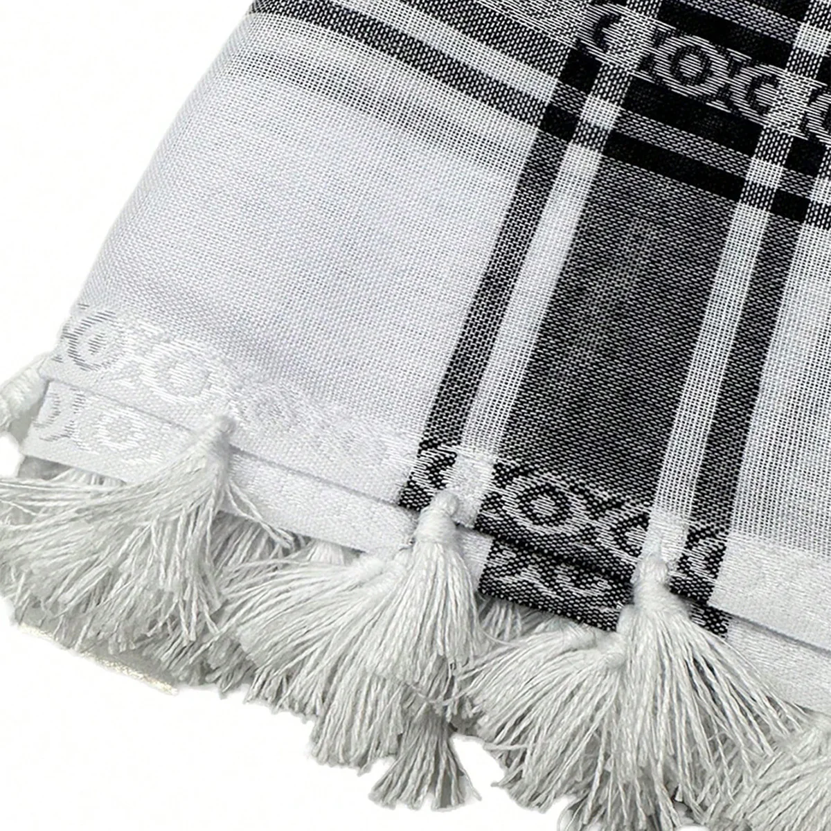 Keffiyeh Scarf with Tassels in Black - Image 3