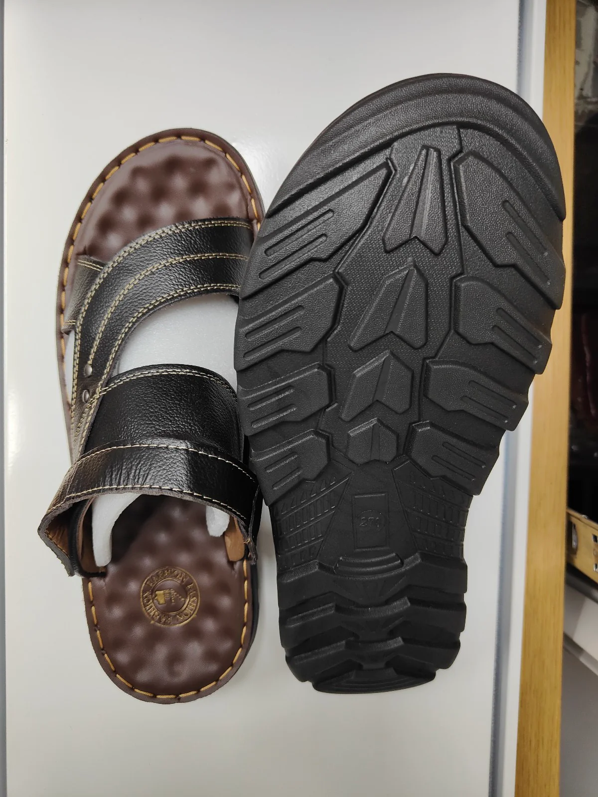 Men's Leather Sandals in Black | Design 3 - Image 3