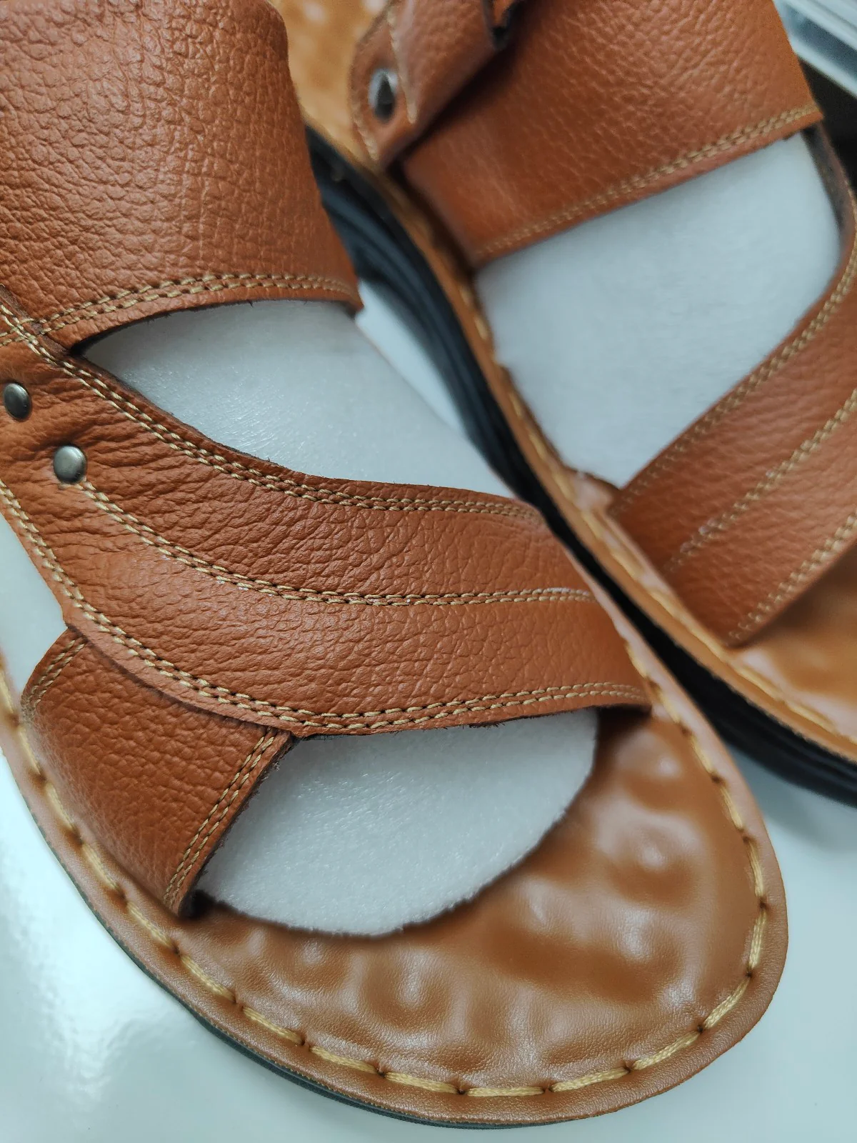 Men's Leather Sandals in Light Brown | Design 3 - Image 5