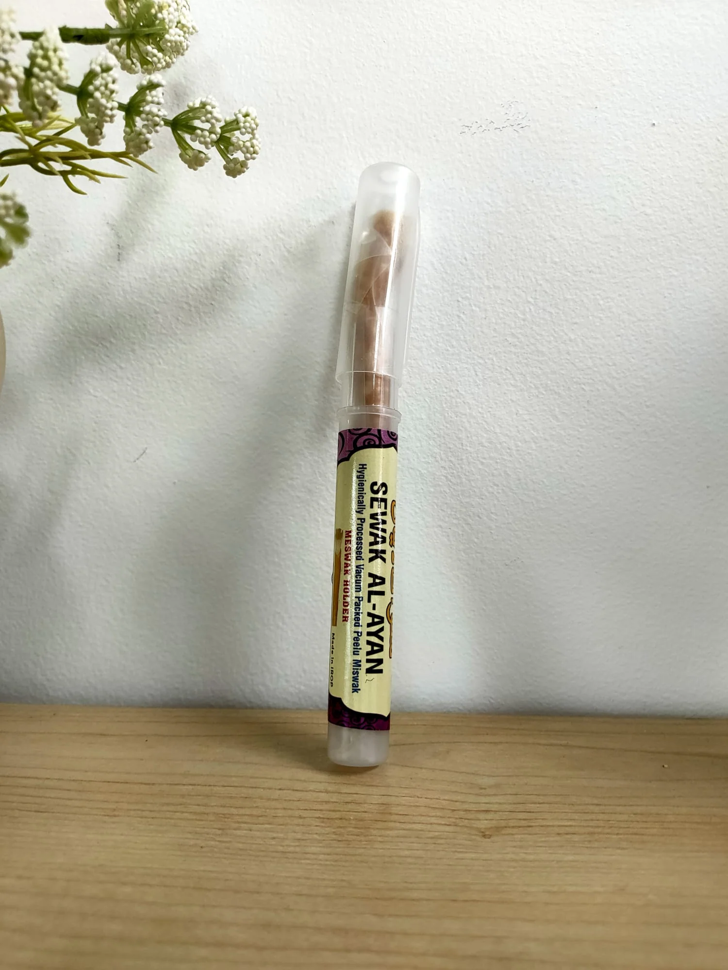 Miswak With Holder - Image 5