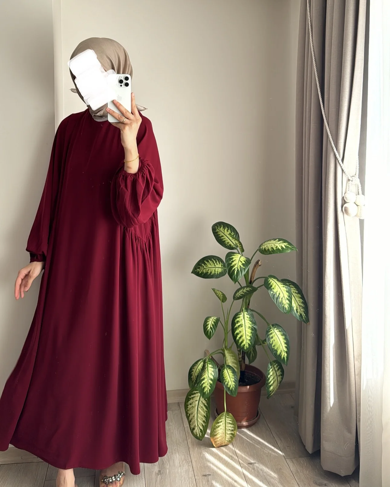 Modest Summer Abaya in Crimson Red (Crepe) - clearance online only - Image 2
