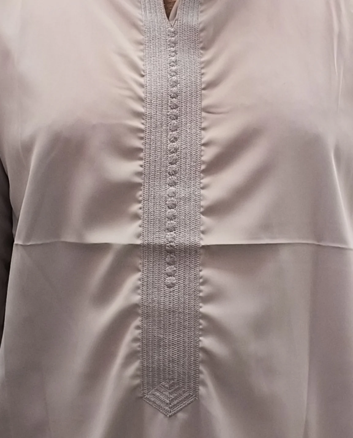 Moroccan Thobe With Hoodie - Light Grey (clearance online only) - Image 6