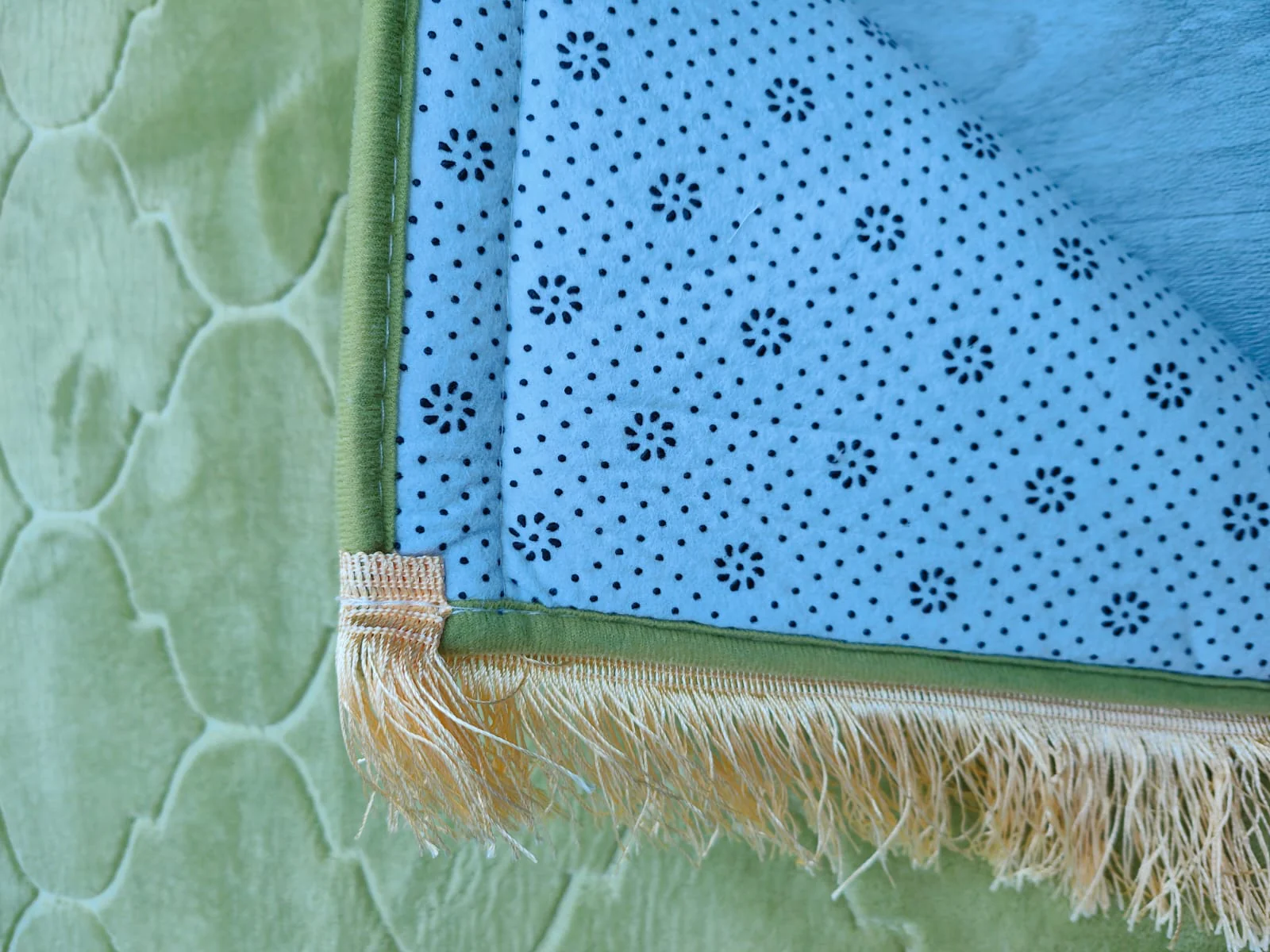 Padded Prayer Mat in Lime Green - Image 5