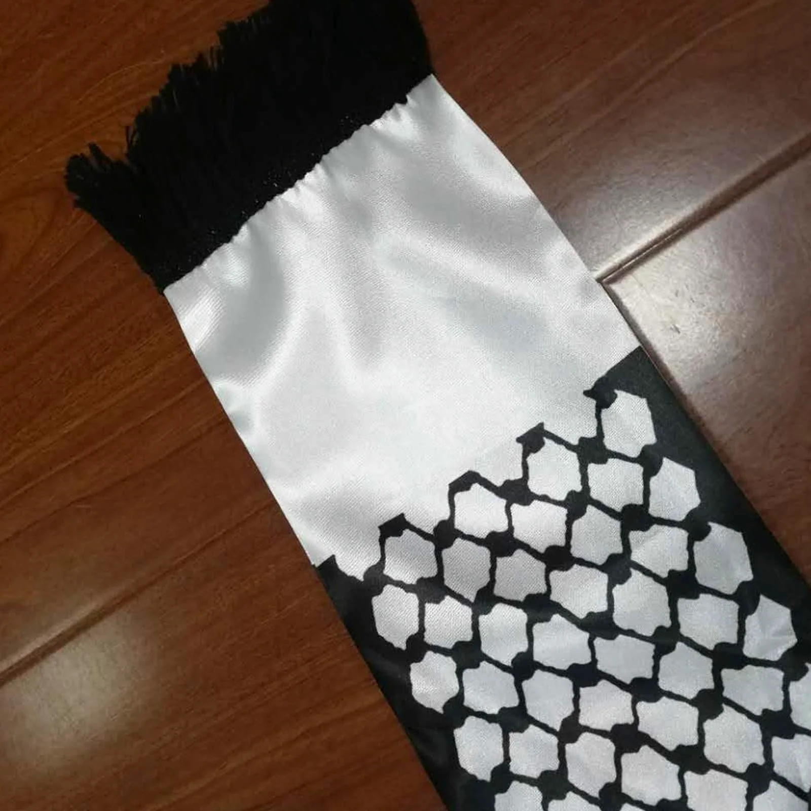 Palestine Flag Keffiyeh Neck Scarf - Image 3