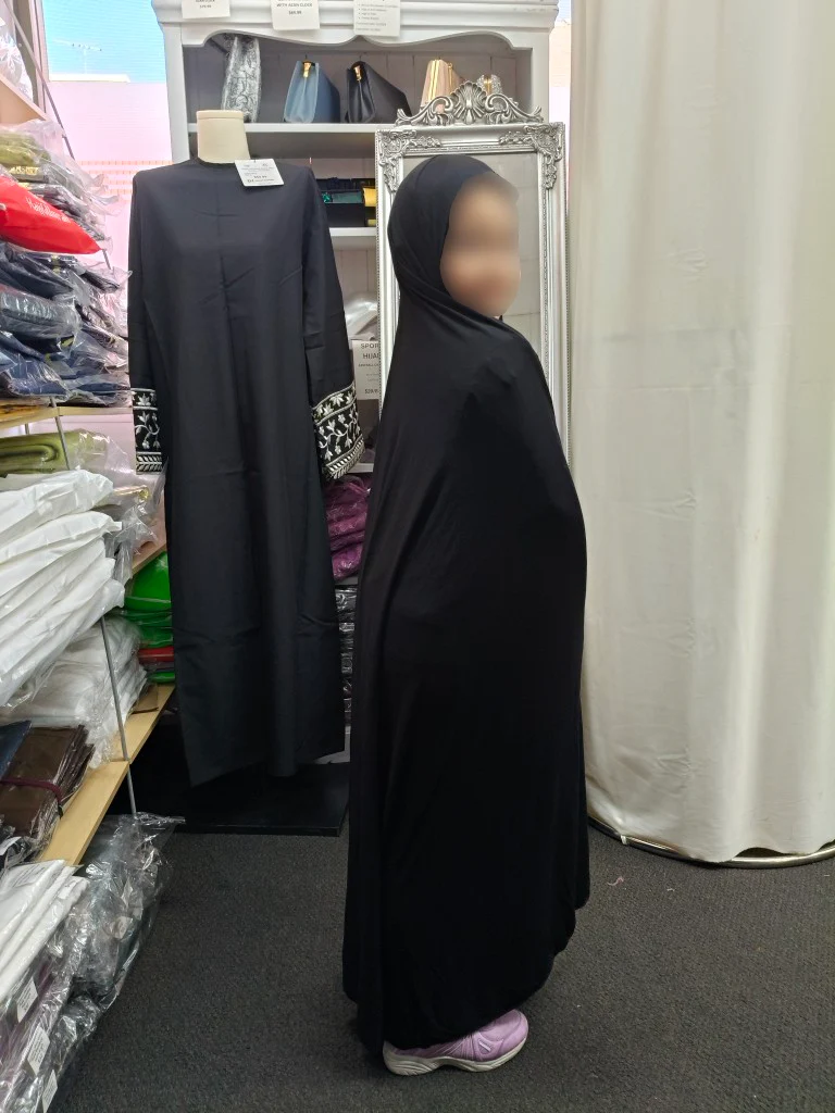 Pure Bamboo Non-Sleeved Jilbab for Girls in Black - Image 2