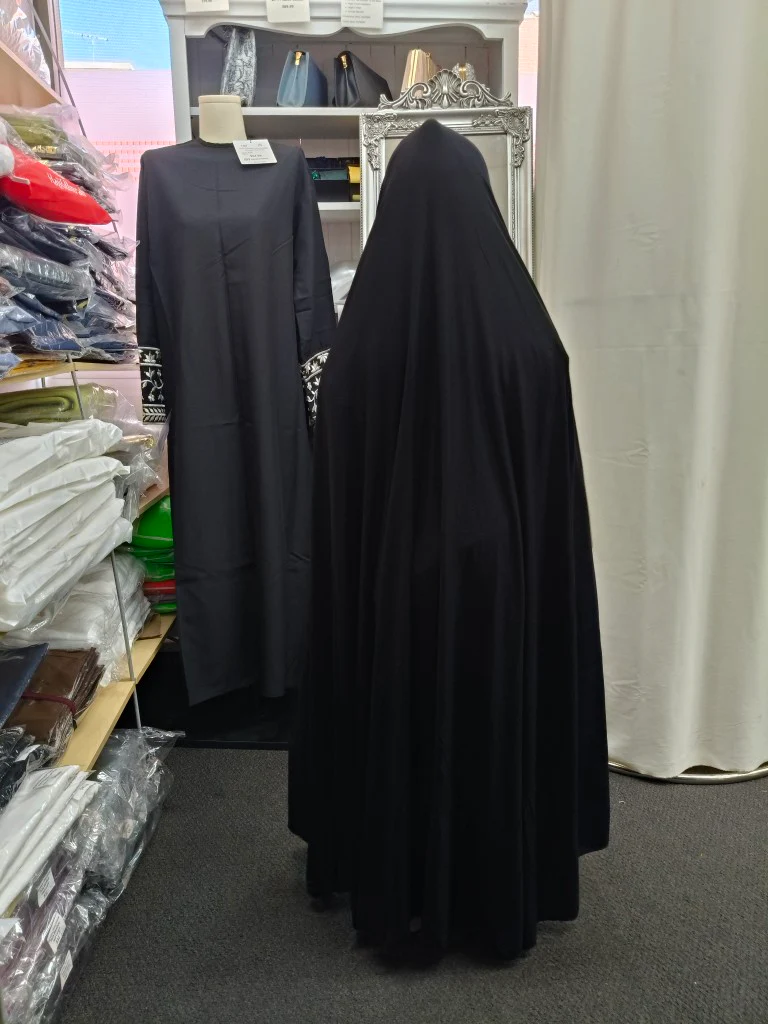 Pure Bamboo Non-Sleeved Jilbab for Girls in Black - Image 3