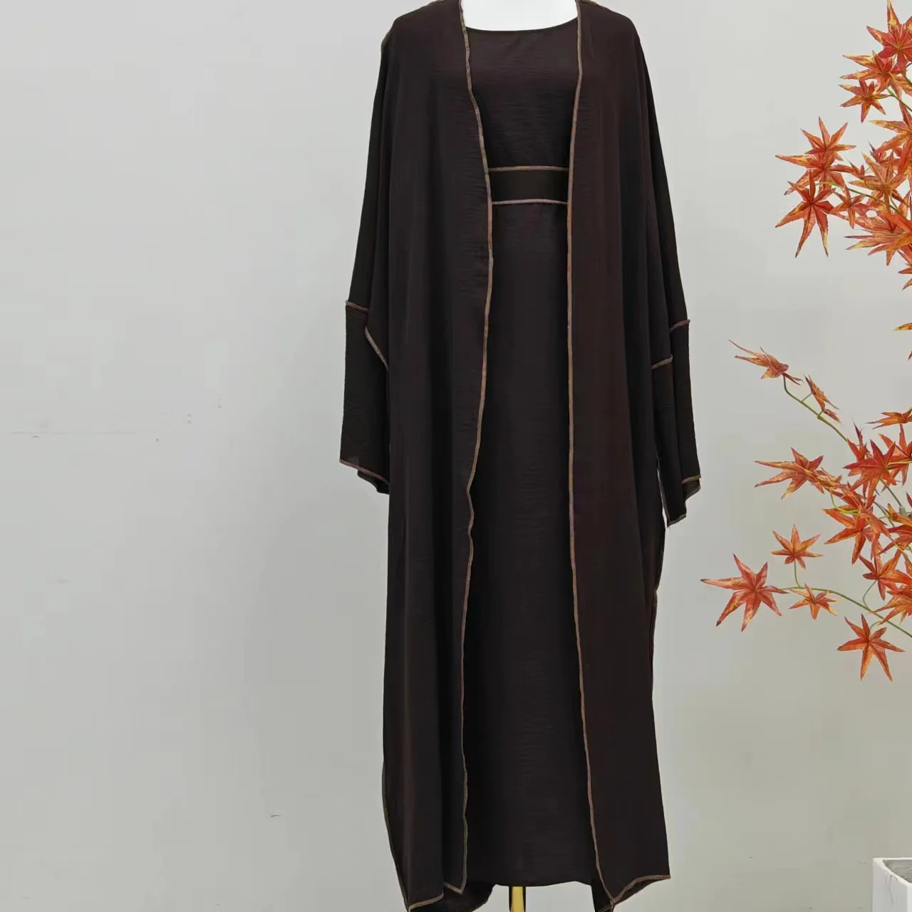 Summer Abaya 2-Piece Set in Dark Coffee - clearance online only - Image 4