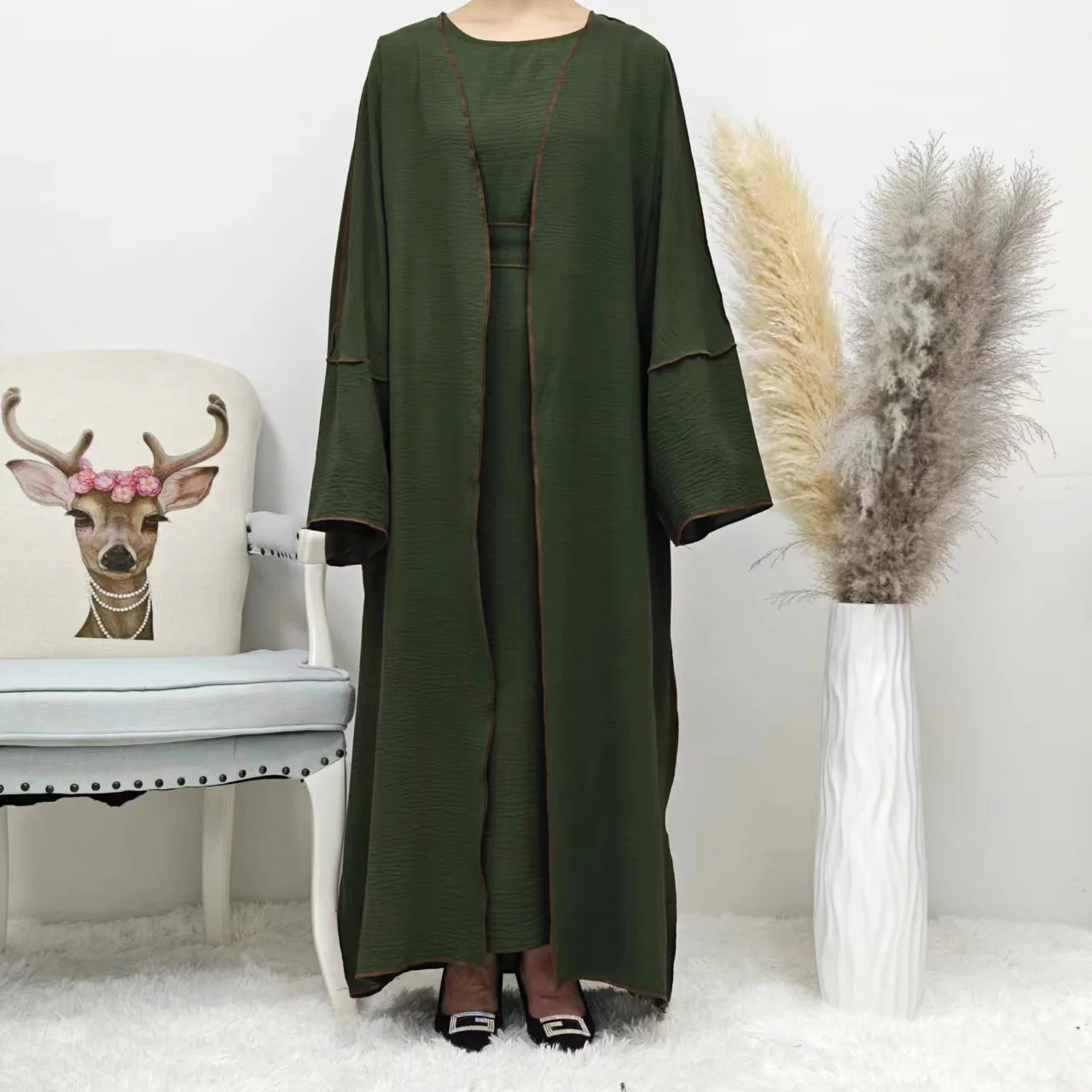 Summer Abaya 2-Piece Set in Dark Olive - clearance online only - Image 2