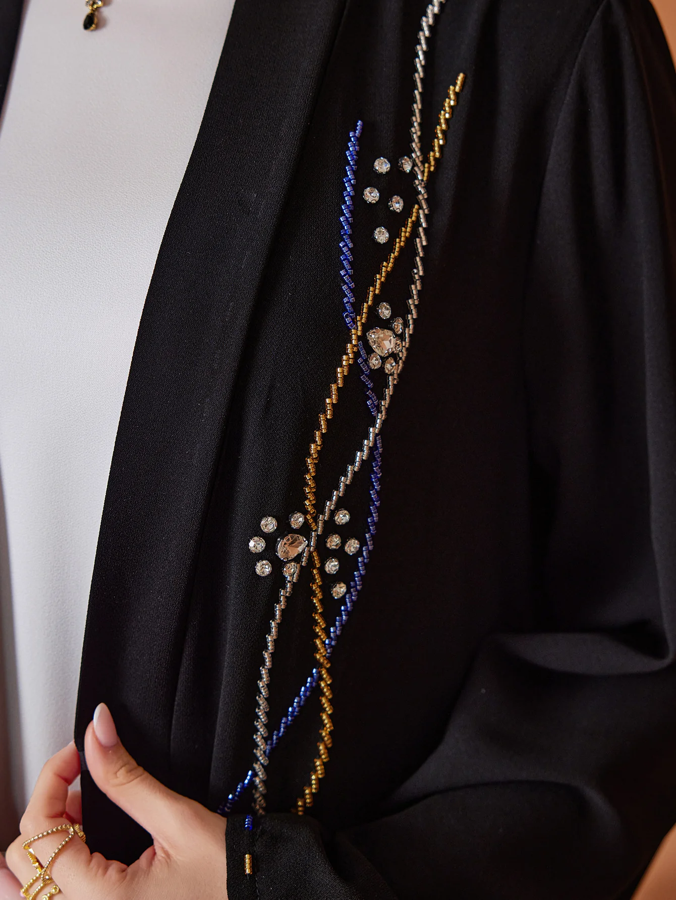Beaded Open Abaya in Black - Image 4